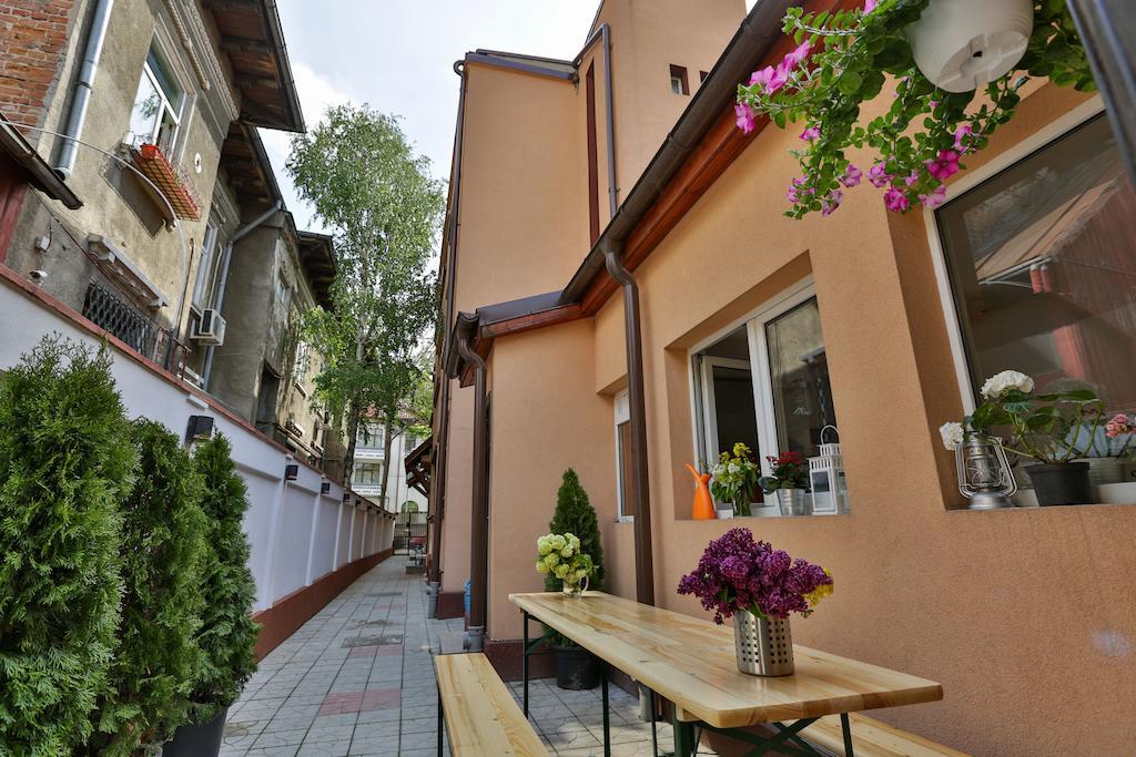 Smart Rooms Букурещ Екстериор снимка