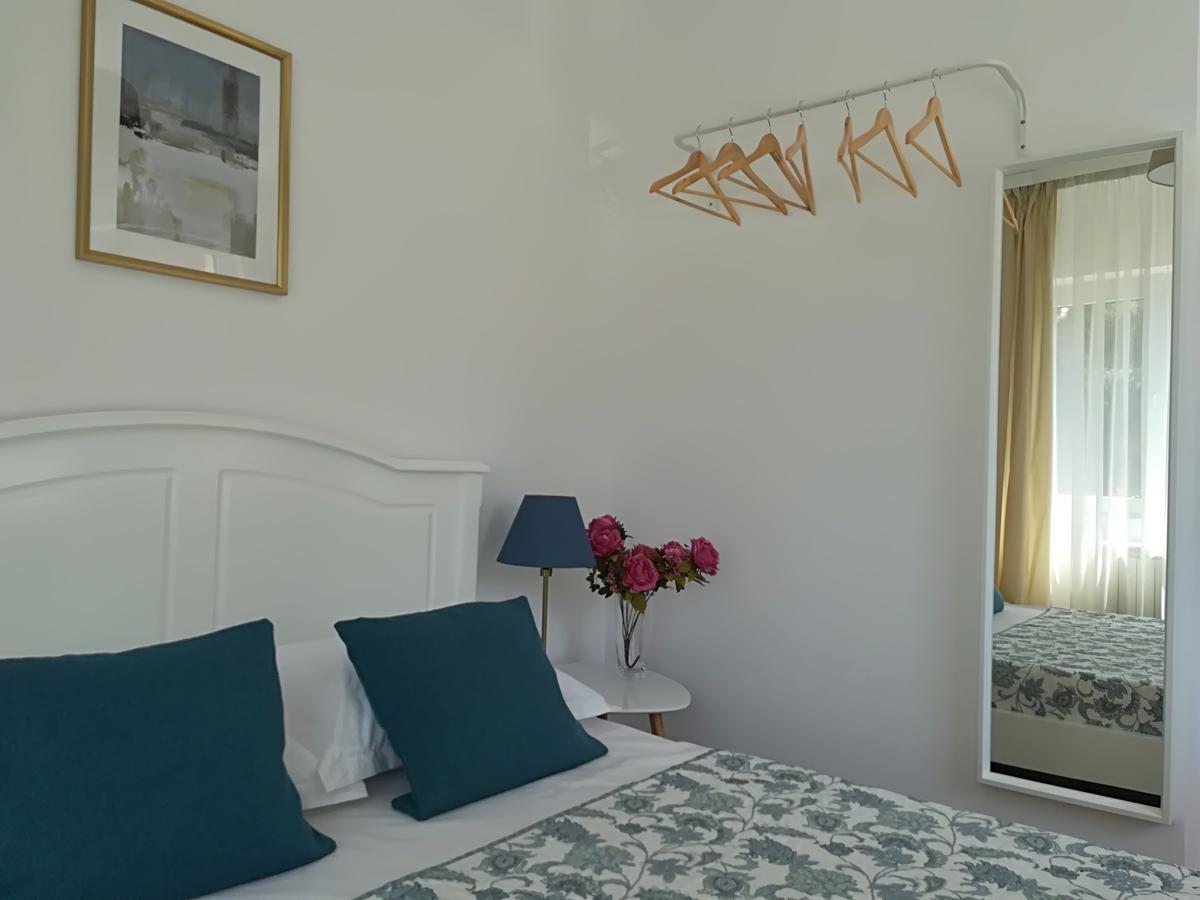 Smart Rooms Букурещ Екстериор снимка