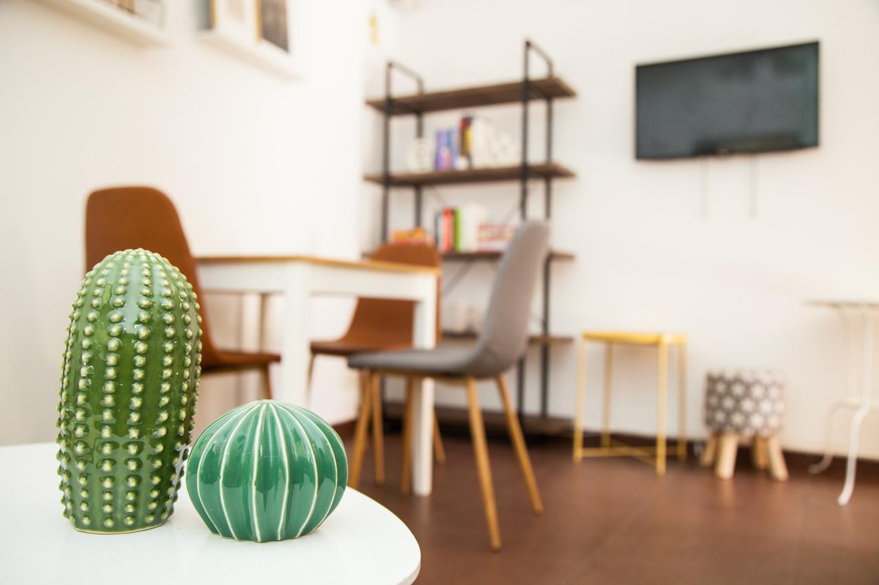 Smart Rooms Букурещ Екстериор снимка