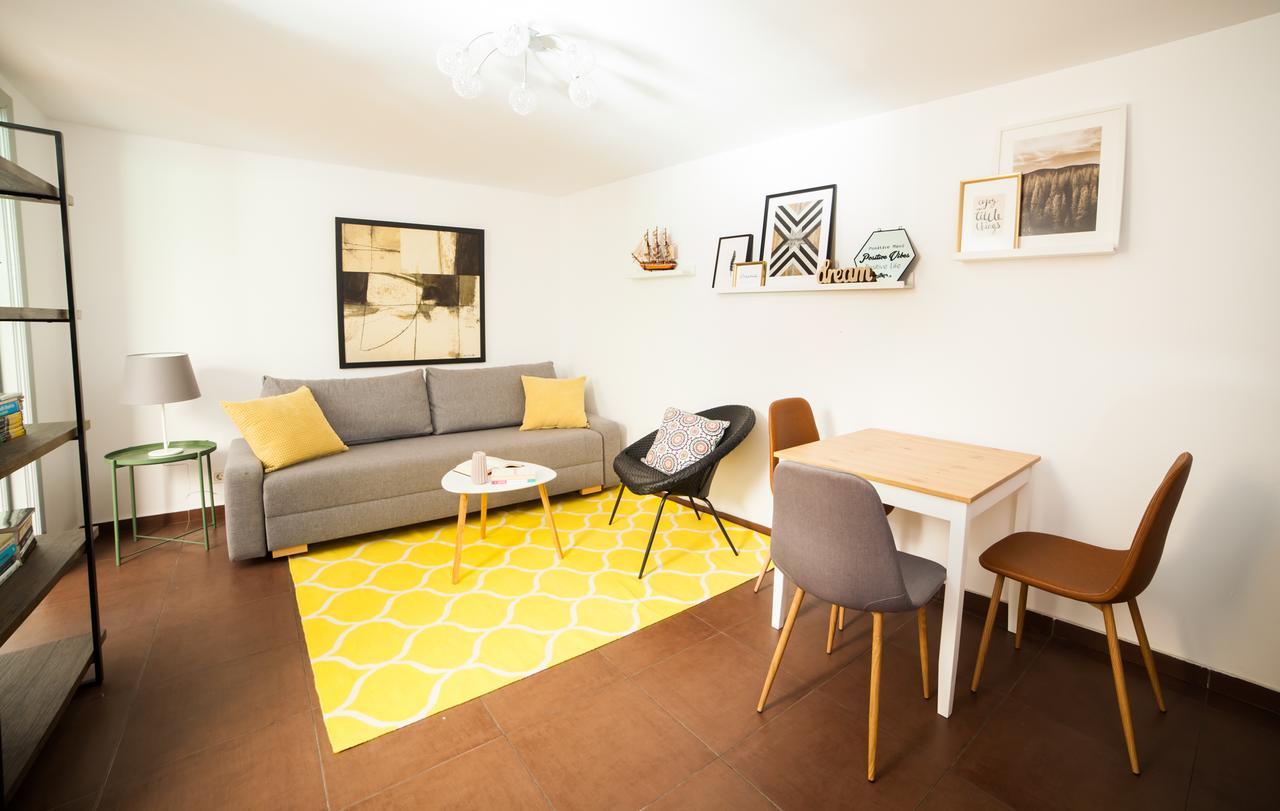 Smart Rooms Букурещ Екстериор снимка