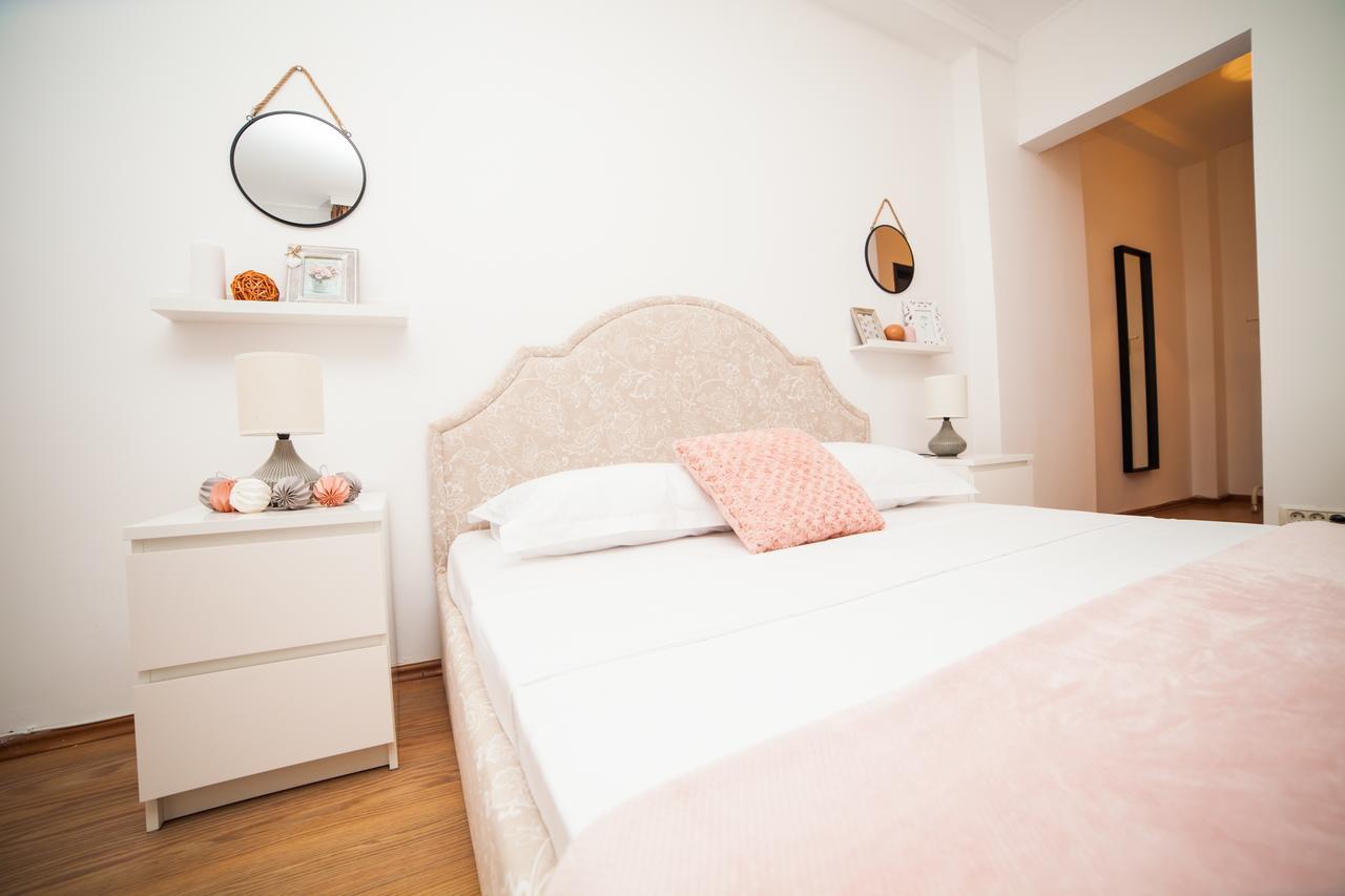 Smart Rooms Букурещ Екстериор снимка