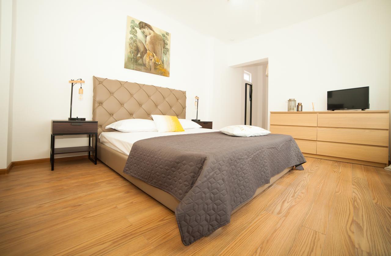 Smart Rooms Букурещ Екстериор снимка